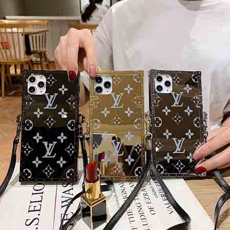 ルイヴィトン LOUIS VUITTON  ケース　iPhone 13 Pro